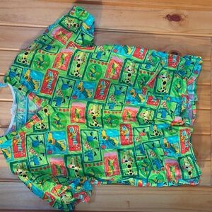 Winter Pet Patterned Scrub Top